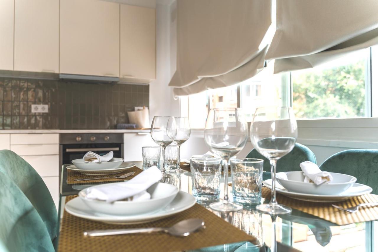 Soler Apartments ซานต์อาเตรียเดเบซอซ ภายนอก รูปภาพ