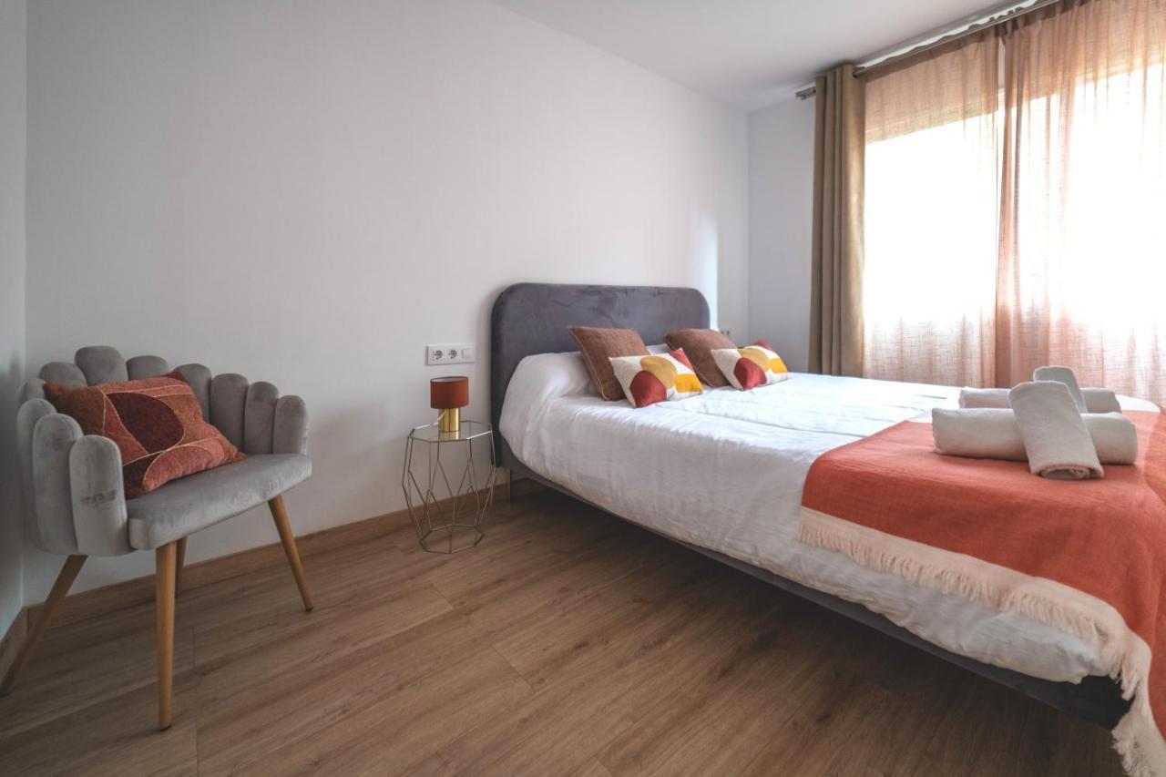 Soler Apartments ซานต์อาเตรียเดเบซอซ ภายนอก รูปภาพ