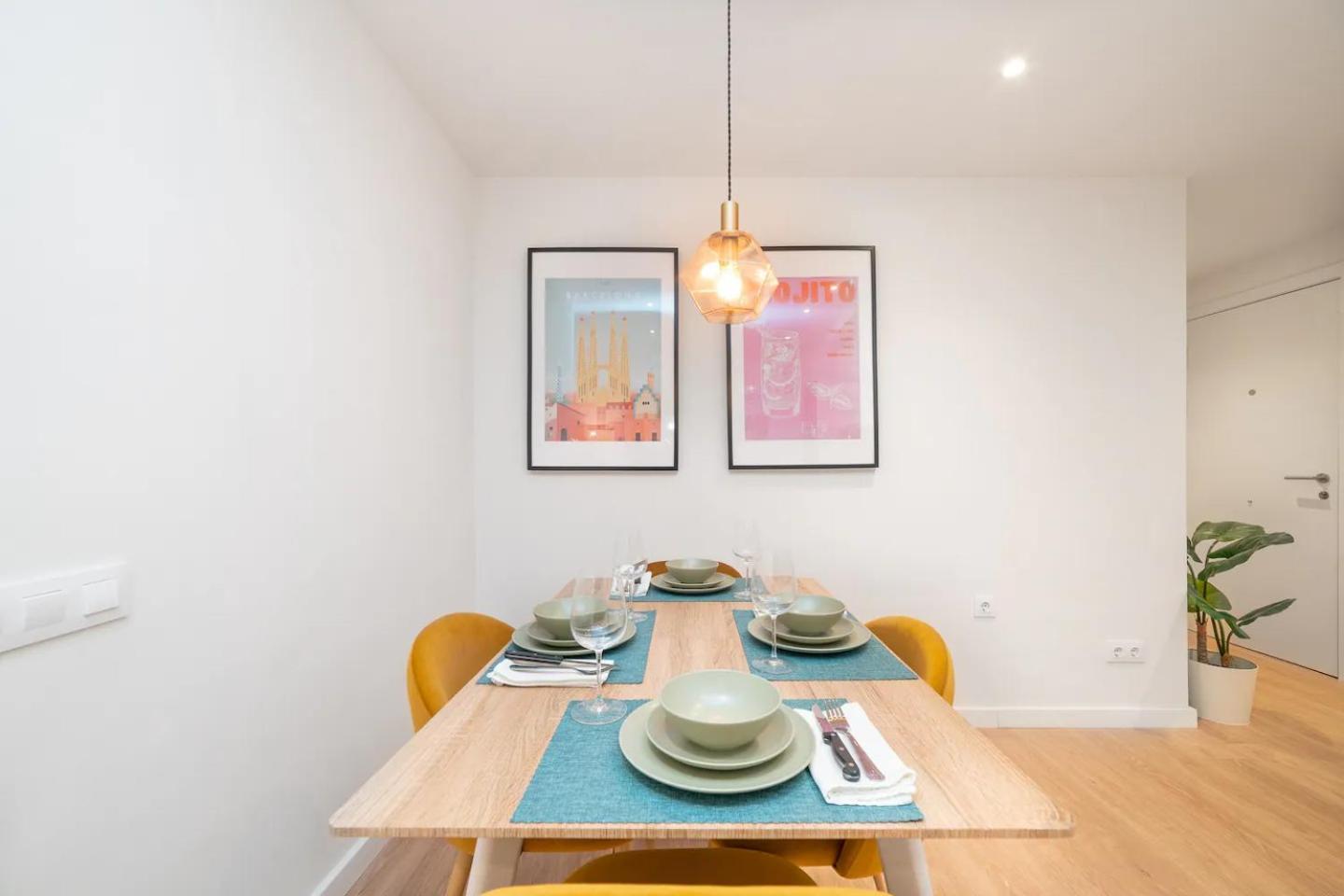 Soler Apartments ซานต์อาเตรียเดเบซอซ ภายนอก รูปภาพ