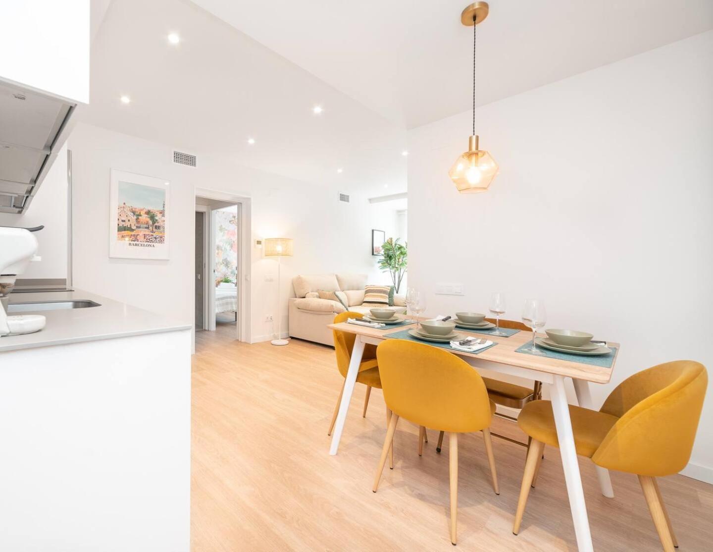 Soler Apartments ซานต์อาเตรียเดเบซอซ ภายนอก รูปภาพ